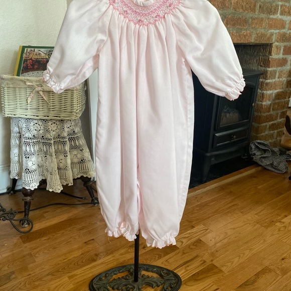 Sophie Dess Smocked Infant Girls Long all size 12 months - Picture 10 of 12